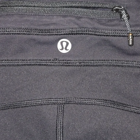 EUC 💎 Lululemon Leggings 24" Size 6 - Picture 3 of 5